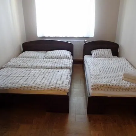 منزل للإقامة Irys 1