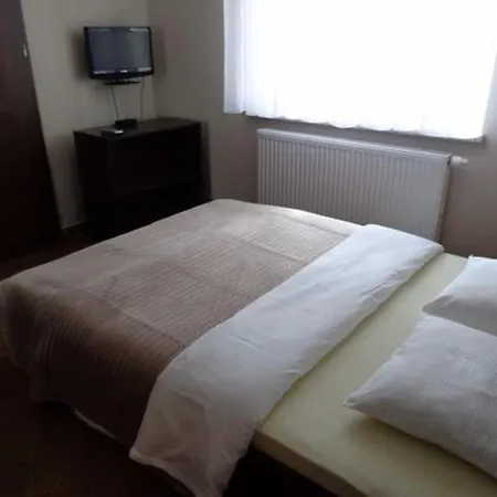 Irys 1 Kwatera prywatna